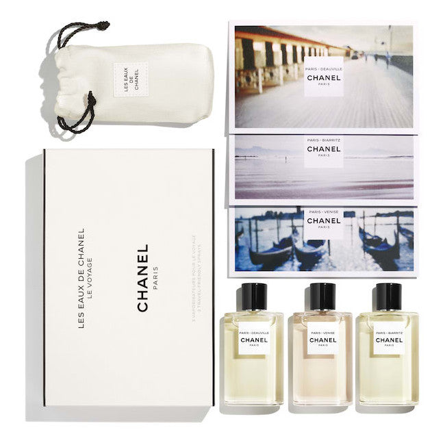 NINA RICCI Chanel Set Chanel: Paris