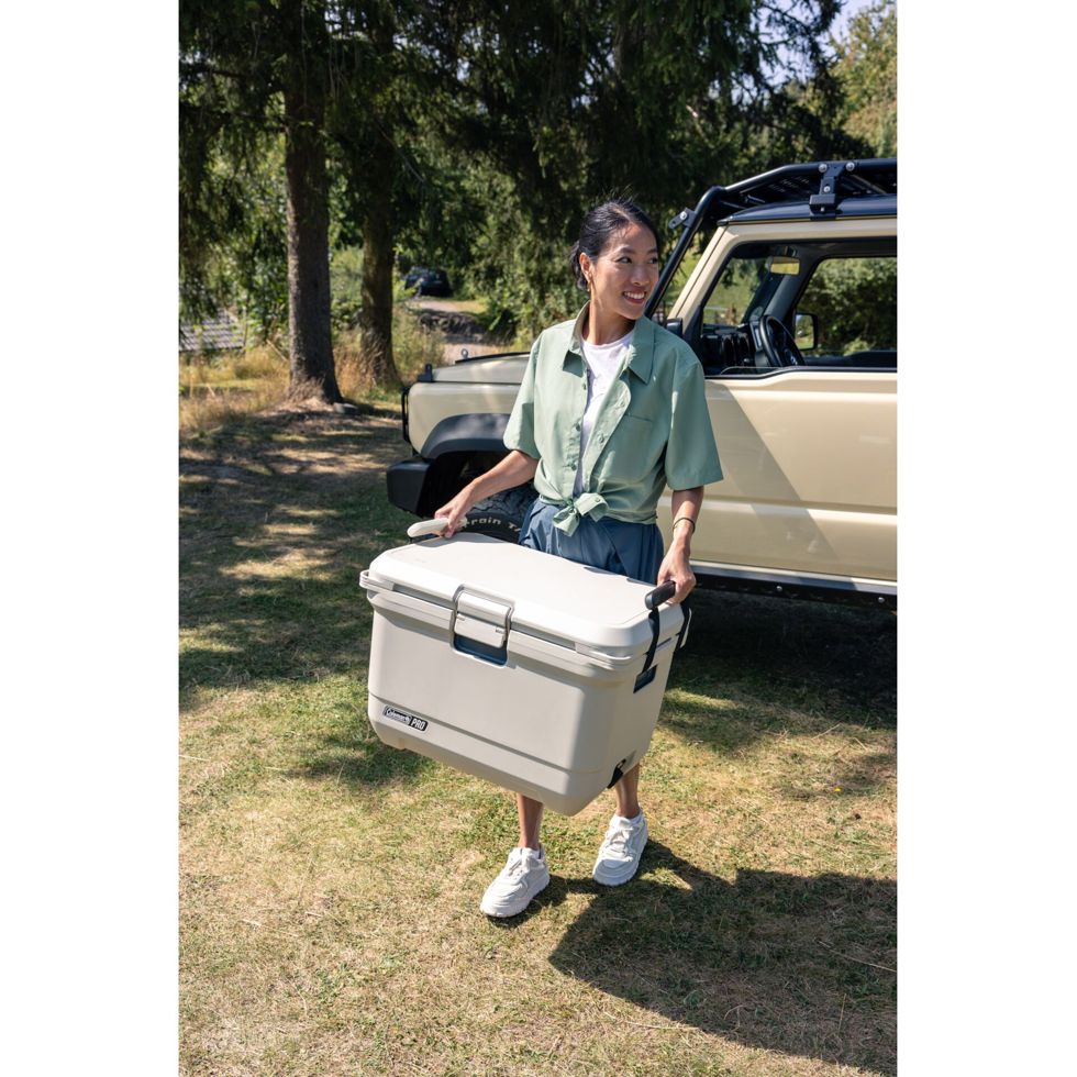 Coleman Pro 45QT Cooler Box |