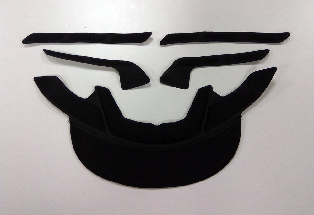 Giro ki  daszek CORMICK MIPS black