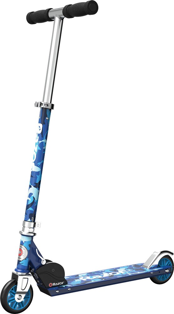 KICK SCOOTER Razor Model A Shark