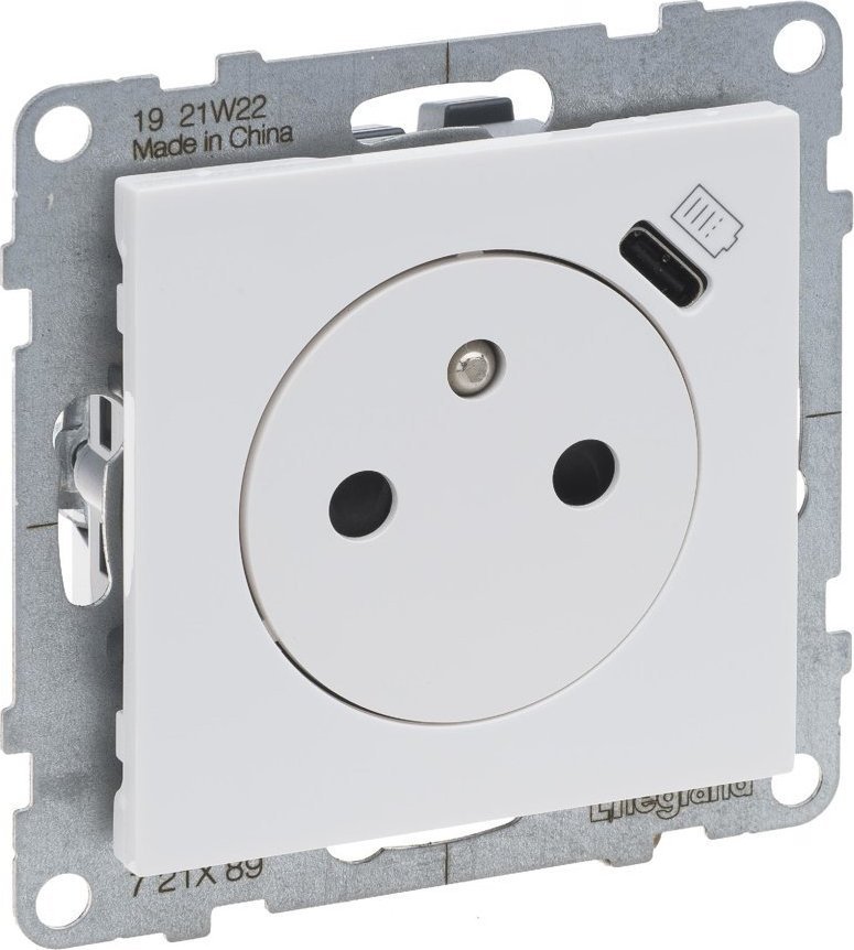 Legrand   2P+Z - 16 A -