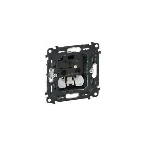 Legrand   z/u 2P+Z z przesłonami (753080)