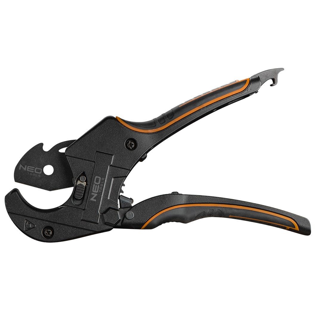 NEO TOOLS plastic pipe cutter 0–50