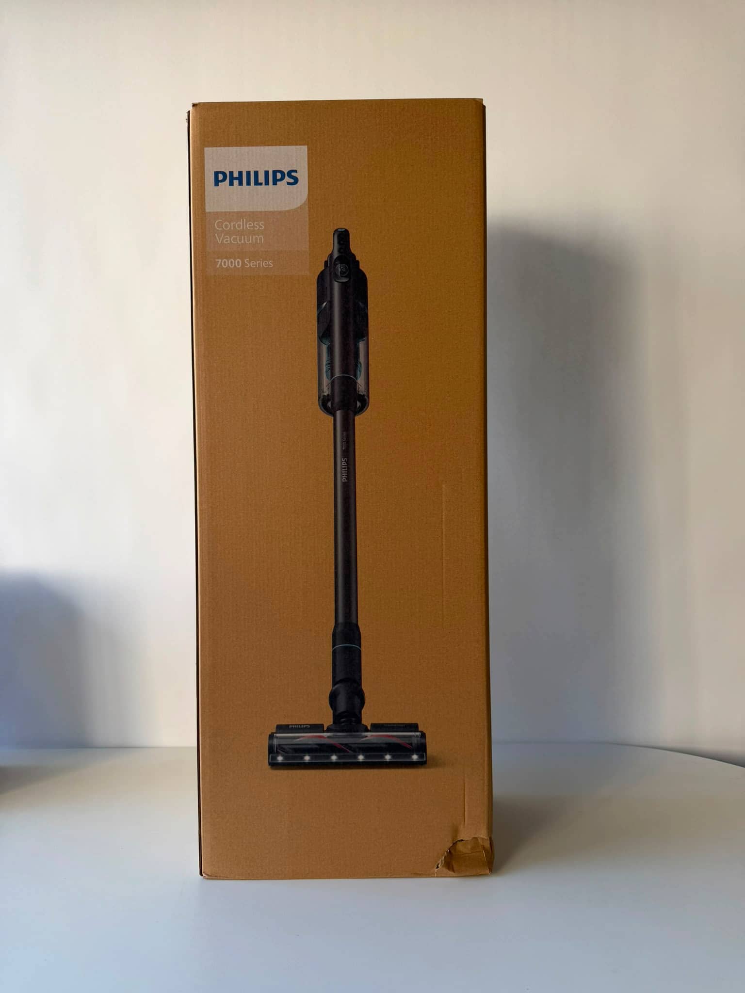 Precebojātu iepakojumu-PHILIPS 7000 series Aqua bezvada