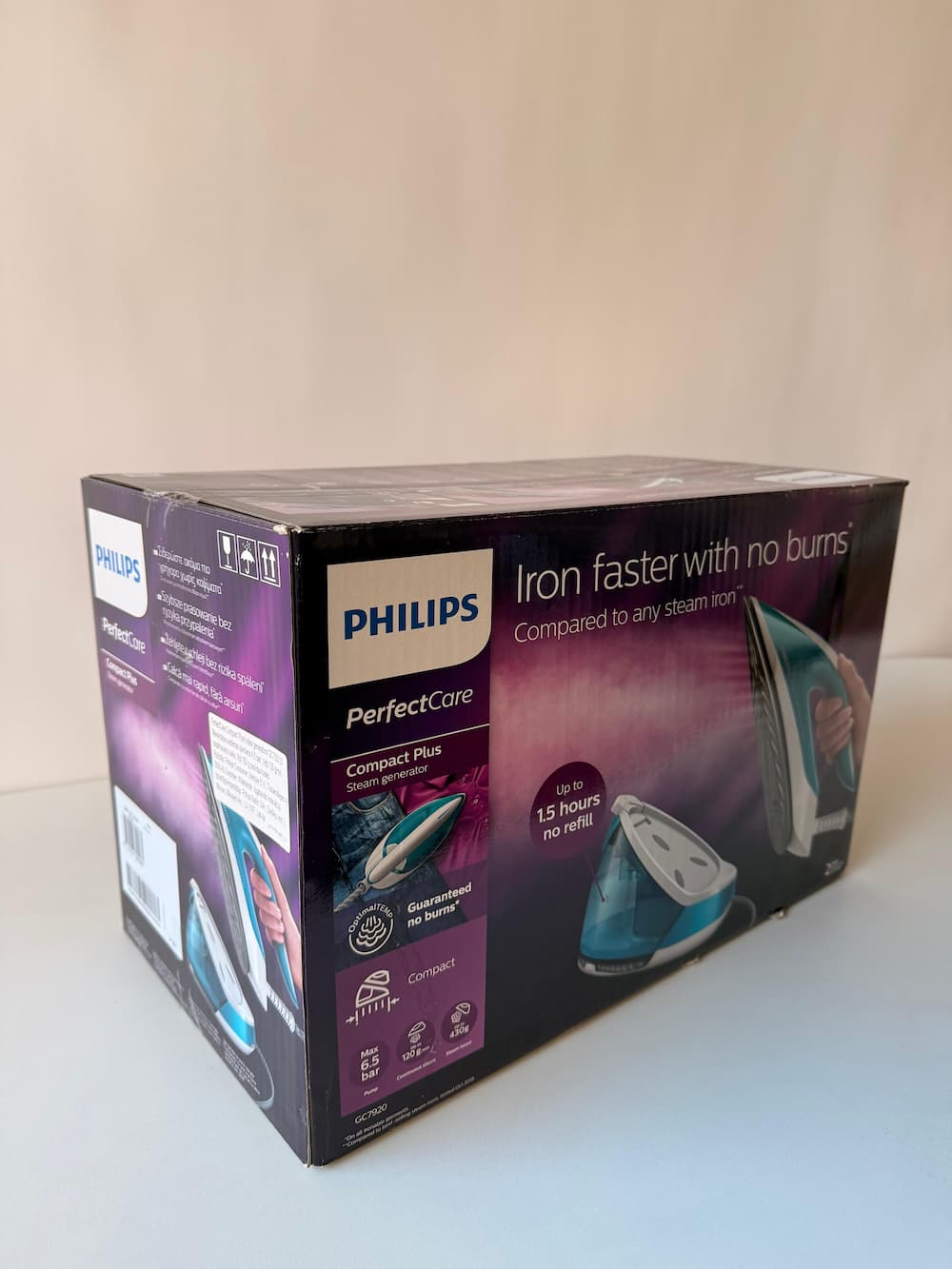 PreceBojātu iepakojumu- PHILIPS PerfectCare Compact Tvaika