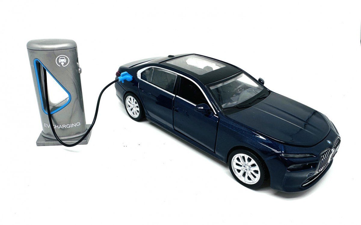 Pulio Auto MSZ 1/32 BMW I7