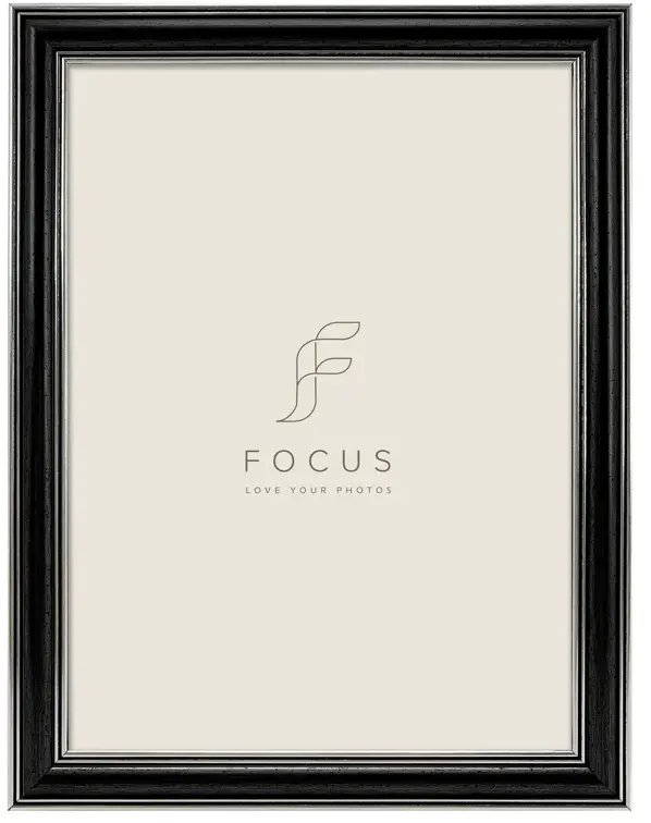 Focus Holly Black 18x24 | 132610